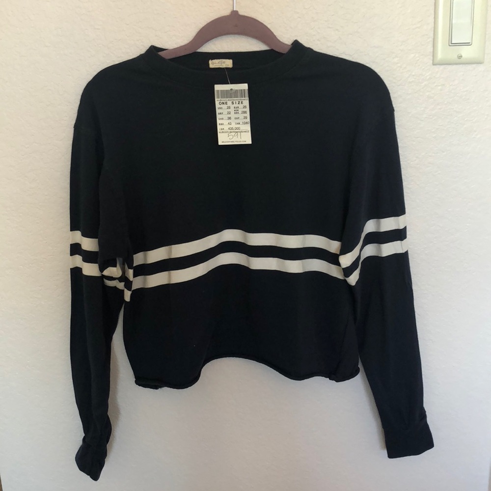 Brandy Melville  long sleeve T-shirt